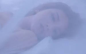 性感美女诱人床上写真图片_5
