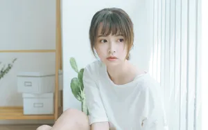 居家清纯美女桌面壁纸_2