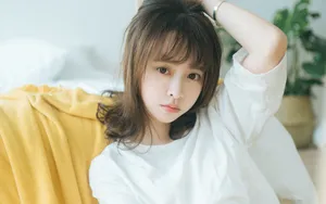 居家清纯美女桌面壁纸_3