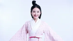 唐艺昕最新写真集图片_14