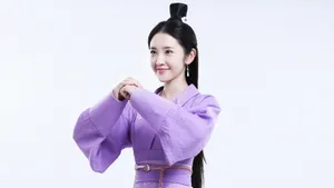 唐艺昕最新写真集图片_15