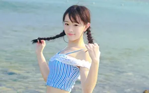 清新吊带美女海边写真图片_7