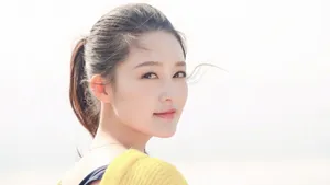 最新美女李沁壁纸_5
