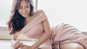 清凉吊带美女壁纸_6