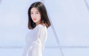 白富美美女户外图片壁纸_6