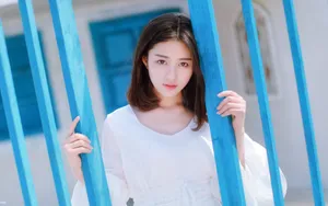 白富美美女户外图片壁纸_8