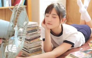 清纯可人水嫩少女图片写真_6