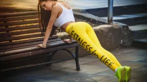 性感欧美美女壁纸图片_9