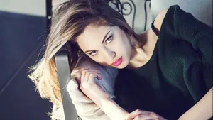 性感欧美美女壁纸图片_11