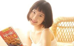 吊带背心睡衣美女图片_5