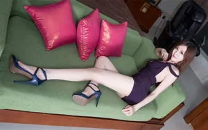 长腿腿模美女桌面壁纸_8