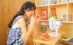 清新甜美少女图片壁纸_5