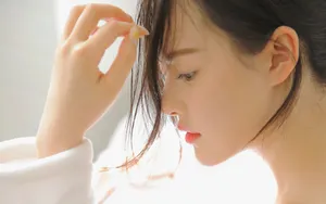 白皙水嫩性感美女私房图片壁纸_6