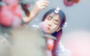 花丛花季和服美女壁纸_6