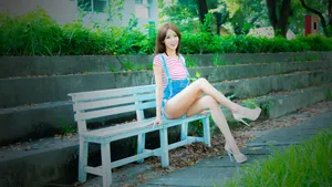 校园学生美女写真图片壁纸_6