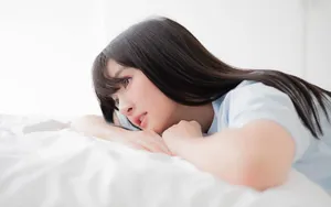 长发美女清新写真壁纸_7