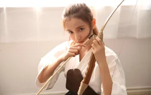 美女弓箭手图片第1张