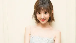 清纯美女明星毛晓彤壁纸