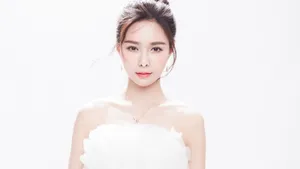 沈梦辰清纯打扮图片壁纸_9