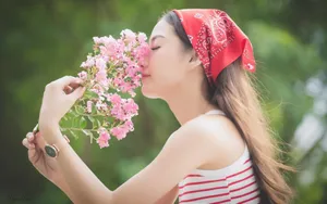 青春性感小美女图片壁纸_5