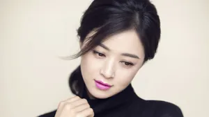 美女蒋欣桌面壁纸图片_2