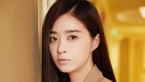 美女蒋欣桌面壁纸图片_21