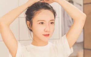 清纯美女浴室写图片壁纸_6