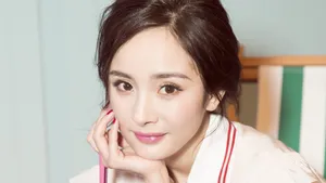 女演员杨幂最新写真壁纸_7