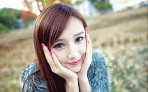 性感美女身材户外图片壁纸_2
