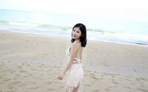 美女少妇海边写真图片壁纸_8