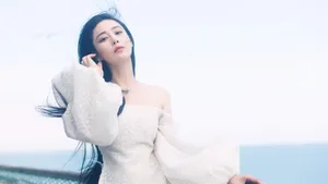 各种姿态的美女图片壁纸_2