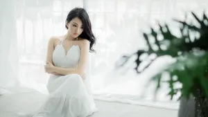 各种姿态的美女图片壁纸_15