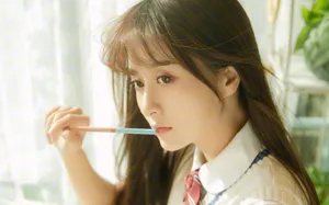治愈系校园美女图片壁纸_5