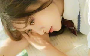 治愈系校园美女图片壁纸_9