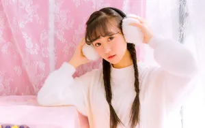 粉色少女图片壁纸_3