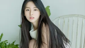 清纯养眼少女桌面壁纸_3