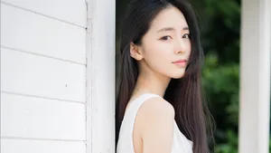 清新脱俗美女生活图片壁纸_3