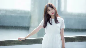 白嫩小美女写真壁纸_6