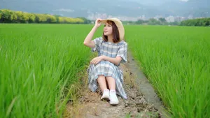 萝莉美女户外写真集_2