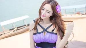 美女王明明图片壁纸_5