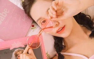 黄色格调日系美女写真图片_8