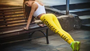 欧美性感身材美女图片壁纸_7