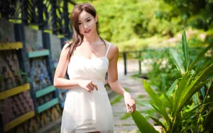 亚洲美女壁纸大全_5