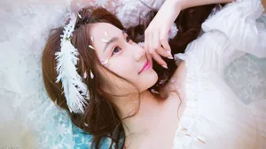 粉色漂亮妹子图片壁纸_8