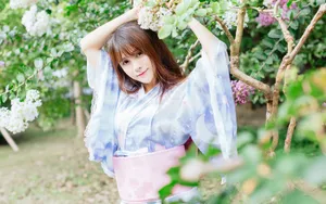 清纯萝莉美女户外写真图片_6