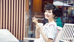 女艺人杨洋图片壁纸_2