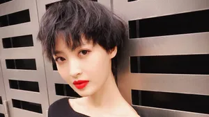 女艺人杨洋图片壁纸_4