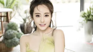 女明星李纯高清图片_2