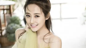 女明星李纯高清图片_5