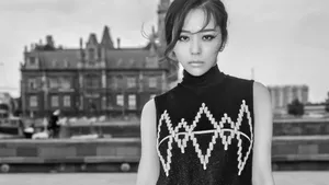 女歌手张靓颖桌面壁纸_7